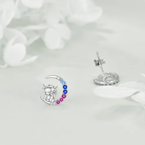 Vista 3 de YFN Aretes de tuerca de plata de ley con diseño de luna y animales lindos para mujeres y niñas