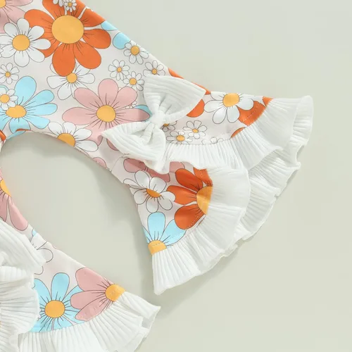 Vista 6 de BULINGNA Conjunto de dos piezas de verano para bebé niña sin mangas con estampado de arco iris + pantalones cortos florales de PPpantalones