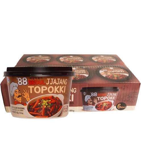 Vista 10 de Surasang Korean Tteokbokki Cup - Comida callejera coreana, salsa clásica dulce y picante, comida instantánea de microondas de 2 minutos, pasteles