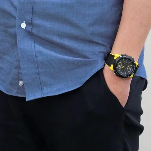 Vista 6 de Casio Reloj analógico digital de cuarzo para hombre con correa de resina GA-2000-1A9ER, Pulsera
