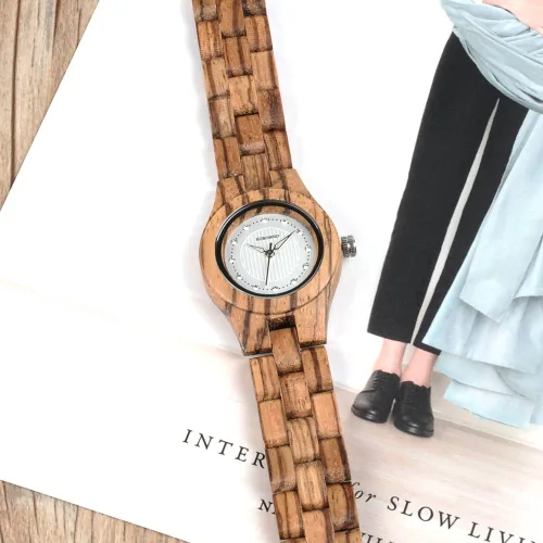 Vista 4 de BOBO Bird Reloj de madera de bambú para mujer, gemas de imitación de diamante, caballero, relojes de madera de cuarzo con caja de regalo