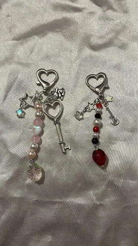Vista 2 de Lindo llavero Y2k Accesorios para adolescentes y niñas de moda Cosas Preppy Things Y2K Accesorios