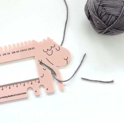 Vista 5 de Yarn Ave Agujas de tejer tamaño calibre gancho de ganchillo regla de medida DIY accesorios de tejer (lila)