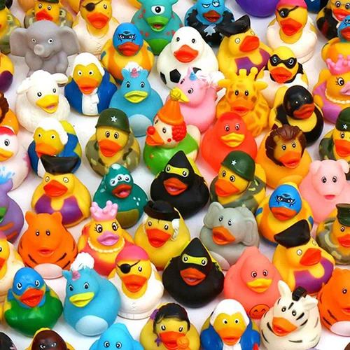 Vista 3 de WQTHE Paquete de 30 patos de goma para Jeeps Ducking, pato flotante a granel de 2.3 pulgadas para niños, surtido de juguetes de baño para bebés