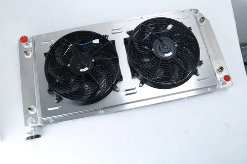 Vista 4 de Radiador de núcleo de 3 filas para Chevy GMC C1500 C2500 C3500 K1500 K2500 K2500 K3500 Suburban Tahoe Yukon Cadillac Escalade Pickup 5.7L 7.4L V8 95