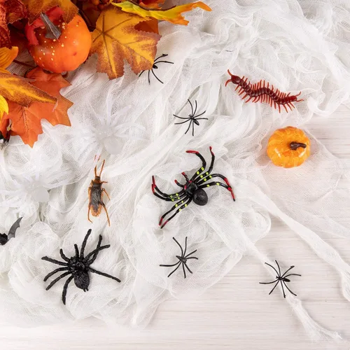 Vista 2 de Whaline Tela espeluznante blanca de Halloween de 197 x 87 pulgadas, ropa de gasa espeluznante, decoración de Halloween para casas embrujadas