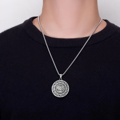 Vista 2 de Collar de lobo vikingo para hombre, acero inoxidable 316L, dije de cabeza de lobo nórdico, regalo para papá y novios (cadena de 24 pulgadas), Acero