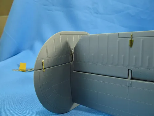 Vista 9 de Metallic Details MDR3203-1/32 B-24. Exterior (HobbyBoss) Escala Modelo kit