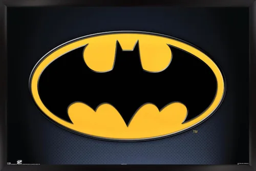 Vista 15 de Trends International DC Comics - Póster de pared de Batman con símbolos, 14.725 x 22.375 pulgadas, versión enmarcada de madera de granero