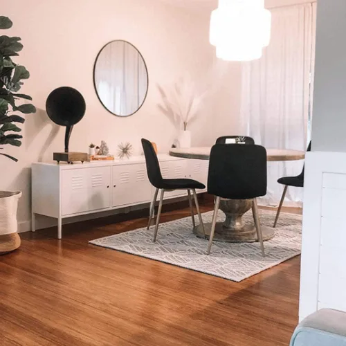 Vista 4 de Juego de 4 sillas de comedor de terciopelo gris con patas de metal, modernas sillas de comedor acolchadas