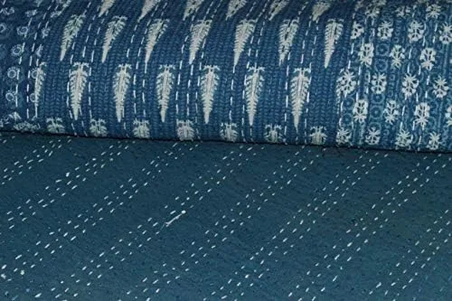 Vista 4 de YUVANCRAFTS Colcha india hecha a mano Kantha tradicional multicolor Kantha manta colcha Gudari colcha (retazos azules)