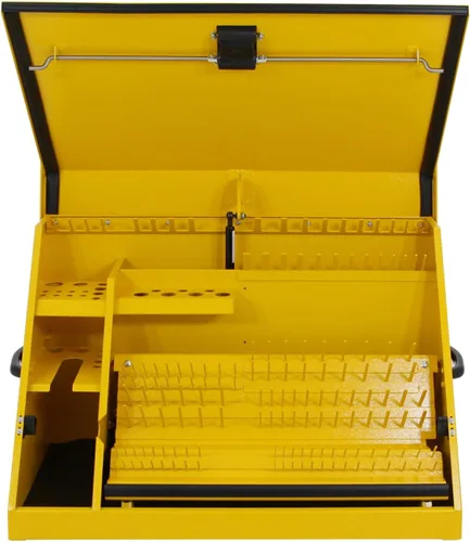 Vista 4 de DeWalt - Caja de herramientas triangular de 30 x 15 pulgadas, acero, color amarillo