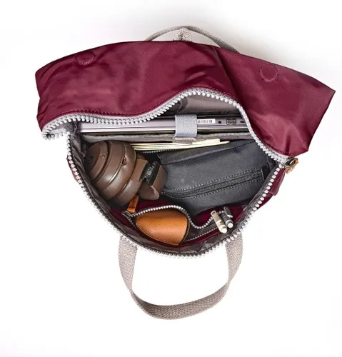 Vista 5 de ORI LONDON Mochila Rolltop para hombre y mujer - Mochila de viaje mediana de nailon para portátil y accesorios - The Canfield, Palta, Mediana