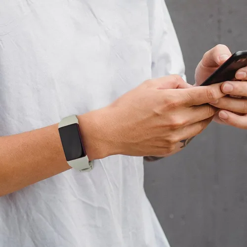 Vista 8 de Paquete de 6 pulseras delgadas de silicona suave compatibles con Fitbit Charge 4, correas de repuesto deportivas para Fitbit Charge 4/Fitbit Charge