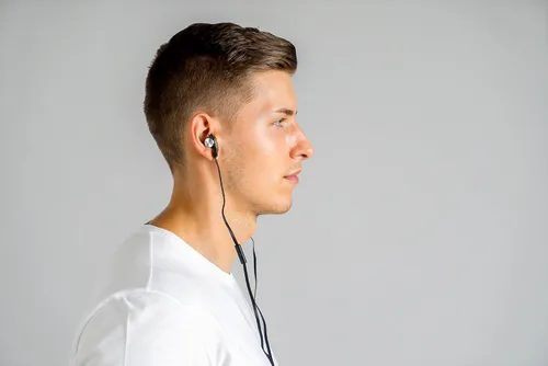 Vista 6 de Symphonized PRO - Auriculares intrauditivos con aislamiento de ruido, auriculares con cable plano y micrófono