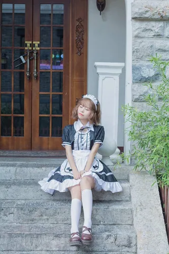 Vista 6 de Disfraz de criada japonesa para mujer estilo clásico delantal de criada Lolita disfraz de Halloween