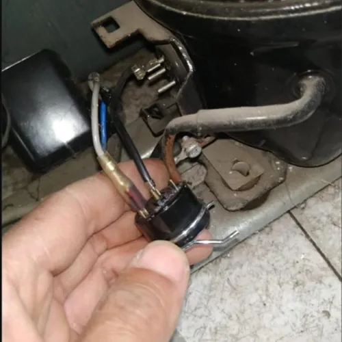 Vista 6 de Othmro Protector de compresor de 1 pieza, protector de sobrecarga térmica de 1500 W, pieza de repuesto para refrigerador de coche, congelador