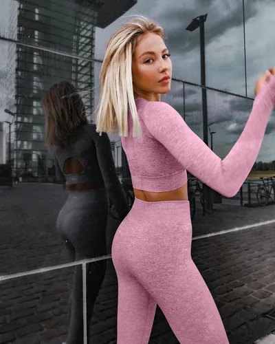 Vista 4 de OYS Conjuntos de yoga de 2 piezas para mujer, leggings de cintura alta sin costuras, pantalones cortos deportivos para correr, B-fucsia