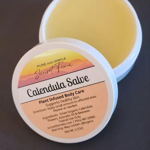Vista 4 de Bálsamo de Caléndula para una Piel Suave y Feliz Bálsamo Herbal Orgánico, Sin OGM, de Lotes Pequeños Hecho en Familia en WV Frasco de 2 oz