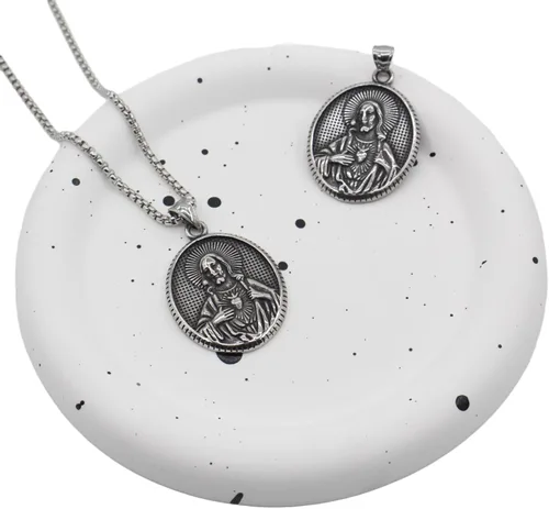 Vista 4 de Scddboy Collar de San Miguel de acero inoxidable, collar con colgante de San Miguel para hombres y mujeres, joyería de amuleto para hombres y mujeres