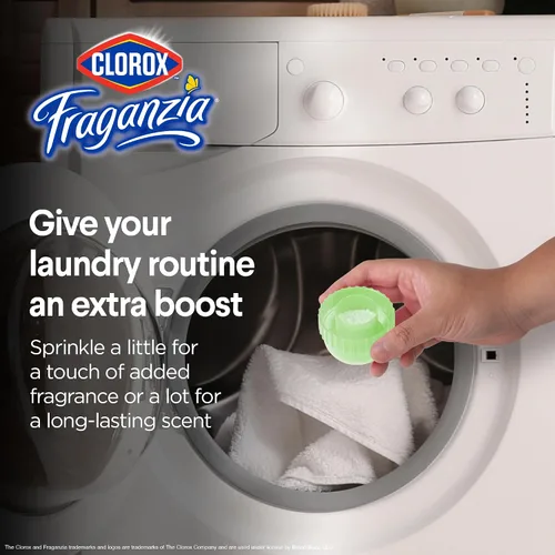 Vista 4 de Clorox Fraganzia Cristales Potenciadores de Aroma para Lavandería en Aroma de Madera de Cedro y Salvia - Perlas Perfumadas Frescas para el Lavado