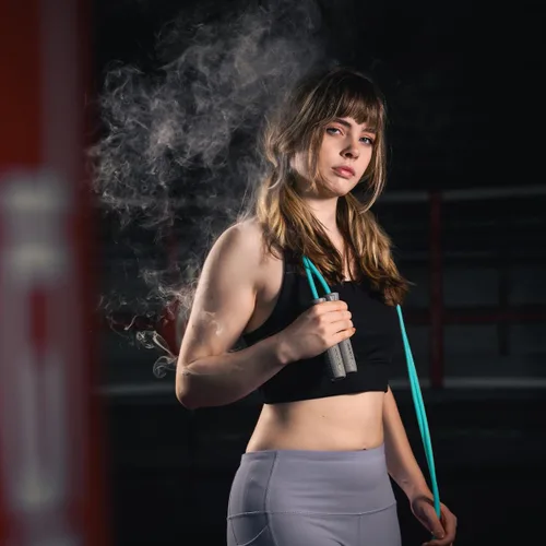 Vista 4 de HEREROPE - Cuerdas de saltar para fitness, cuerda de saltar ajustable para mujeres y hombres, cuerda de velocidad pesada con cuerda de salto de PVC