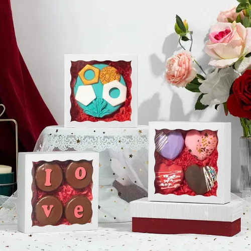 Vista 3 de Romantic Baking - Paquete de 40 cajas de galletas de 5 x 5 x 1 1/5 pulgadas, cajas de galletas con forma de corazón, bombas de chocolate caliente