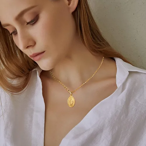 Vista 9 de GOLDCHIC JEWELRY Cruz personalizada INRI CrucifijoMiraculous Virgin Mary colgante con cadena joyería de Christain para mujeres y hombres oro de 18