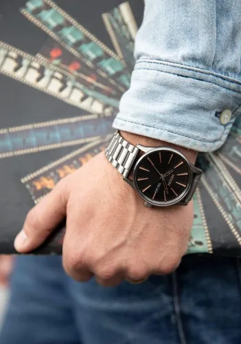 Vista 6 de Nixon Sentry SS A356 - Reloj de pulsera para hombre, 42 mm, acero inoxidable, resistente al agua 328 pies