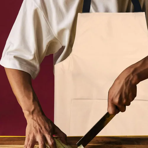 Vista 5 de KALLORY Delantal de cocina impermeable con bolsa de PVC rosa delantal de cocina para hombres y mujeres adecuado para uso doméstico y restaurante