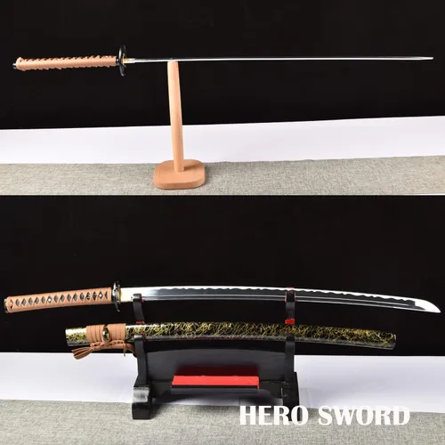 Vista 4 de Katana de acero de aluminio hecha a mano Hoja roma Espada japonesa Samurai Práctica Iaido Bushido Cuchillo