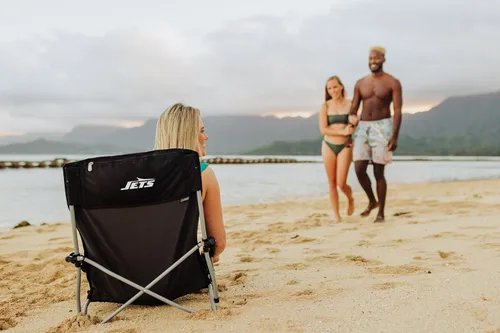 Vista 2 de NFL Tranquility - Silla de playa con bolsa de transporte, silla de playa baja para adultos, silla de césped baja