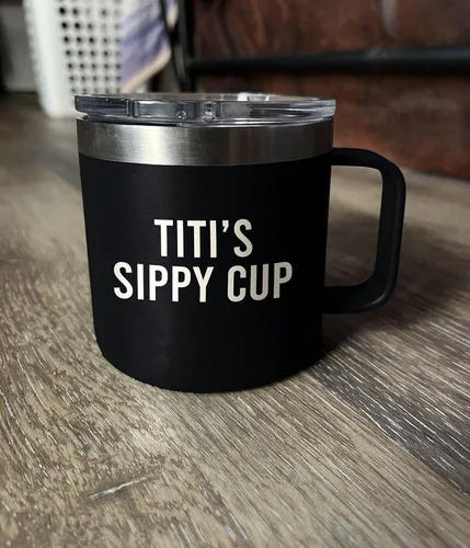 Vista 2 de Yanashop88 Titi's Sippy Cup - Taza de café de 14 onzas, vaso Titi, regalos de cumpleaños para Titi de hija - Hijo - Nuevos regalos de Titi - Regalo