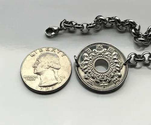 Vista 7 de 1963 Japan Nippon 50 Yen coin bracelet Chrysanthemum flower Tokyo Kobe Osaka Yokohama Fukuoka Sendai Nagoya Sapporo Okinawa Hiroshima Chiba Saitama