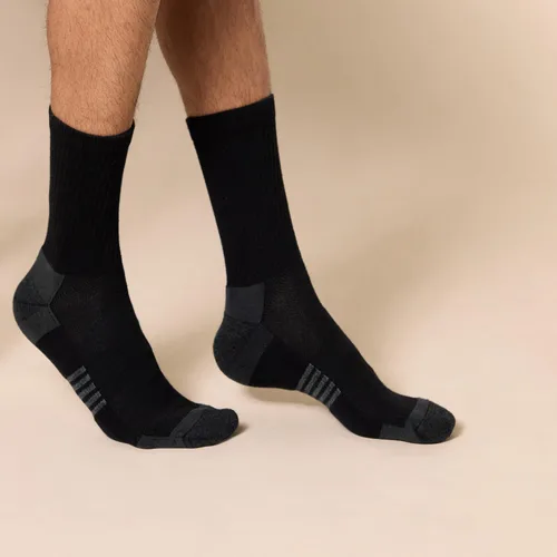 Vista 2 de Tienda Essentials Calcetines de algodón de alto rendimiento para hombre con control de humedad, atléticos, transpirables, 6 pares