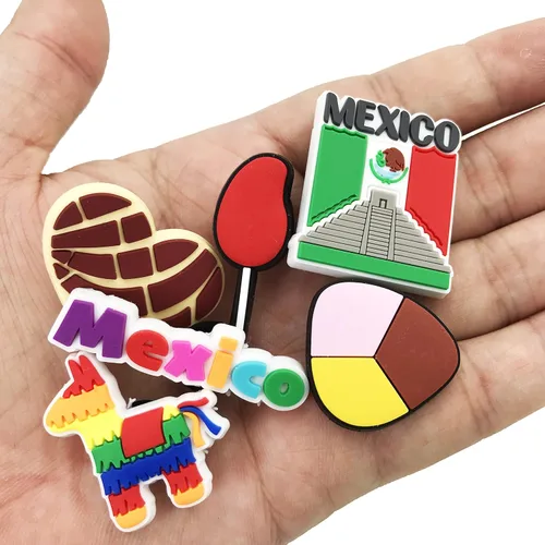 Vista 3 de yiagofy 30 dijes para zapatos de México para hombres y mujeres decoración de zapatos regalos de fiesta pulseras para adultos recuerdos de fiesta
