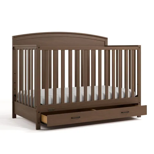 Vista 18 de Graco Benton - Cuna convertible 5 en 1 con cajón, certificado GREENGUARD Gold, se convierte de cuna de bebé a cama infantil, sofá cama y cama