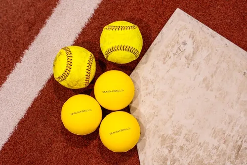 Vista 8 de Soft Foam Baseballs, Regulation Size Training Ball for Indoor & Outdoor Batting, Throwing & Catching Practice – Safe for Windows, Youth & Adult