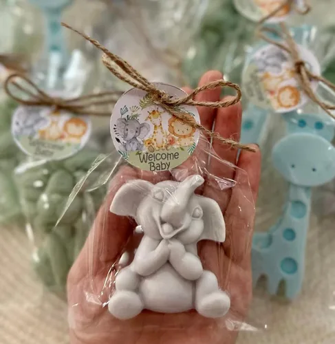 Vista 4 de 12 Safari Animals Soap Favors - Baby Shower Party Favors for Guests, First Birthday Forest Jungle Decorations - 4 Lions, 4 Giraffes, 4 Elephants