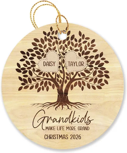 Vista 18 de Árbol de Navidad personalizado para abuelos y nietos 2023, un nieto hace la vida más grandioso, adorno personalizado con nombre y texto, adornos