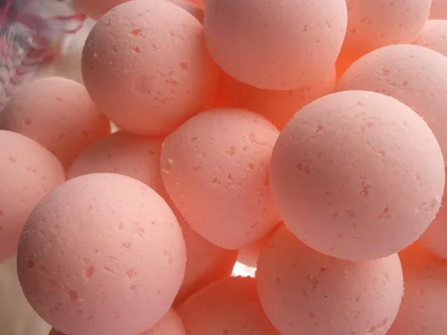 Vista 3 de 14 bombas para baño Spa Girl Fizzies con manteca de karité, ultra Hidratante (12 onzas), ideal para piel seca, todos los tipos de piel, envuelto a