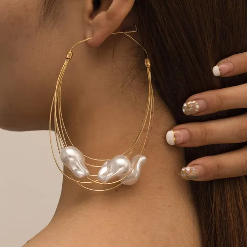 Vista 3 de JUMWRIT Delicados aretes colgantes grandes de oro con perlas para mujeres y niñas