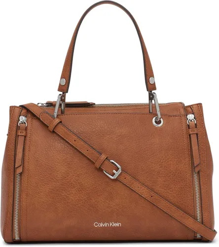 Vista 22 de Calvin Klein Bolso de organización novedoso Bubble Lamb Logotipo de almendra/gris pardo/blanco