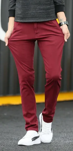 Vista 5 de Plaid&Plain - Pantalones de color caqui elásticos y ajustados para hombre
