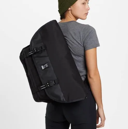 Vista 4 de Chrome Citizen - Bolso bandolera con hebilla icónica para cinturón de seguridad Citizen