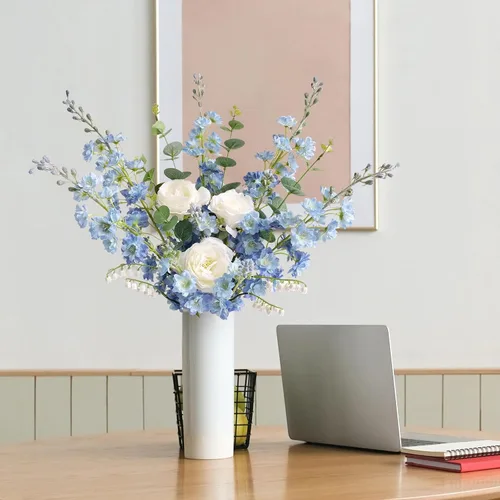 Vista 8 de ZYTUYO 4 piezas de flores artificiales de delfinio azul claro de 33.5'' de largo, planta de tallo de larkspur, flores de seda florales, ramos falsos