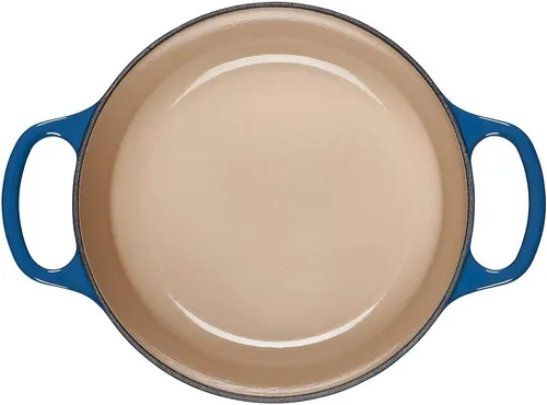 Vista 4 de Le Creuset Juego de utensilios de cocina de hierro fundido esmaltado de 5 piezas para condominio - Marsella