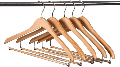Vista 3 de Quality Hangers Perchas de madera hermosas y resistentes con barra de bloqueo, madera natural brillante (5)