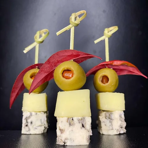 Vista 4 de Palillos de bambú para aperitivos de 6 pulgadas de largo para aperitivos, palillos de bambú ecológicos de madera para bebidas, palillos de dientes