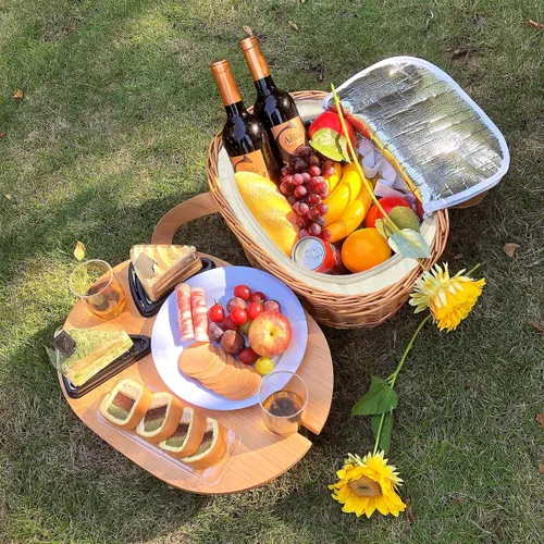 Vista 2 de Hap Tim Juego de Cesta de Picnic de Mimbre para 2 con Mini Mesa Plegable de Vino para Picnic y Bolsa Refrigeradora Grande Aislada y Kits de Servicio